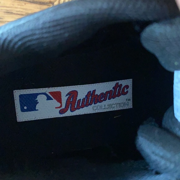 Under Armour Baseball Cleats - Picture 6 of 6